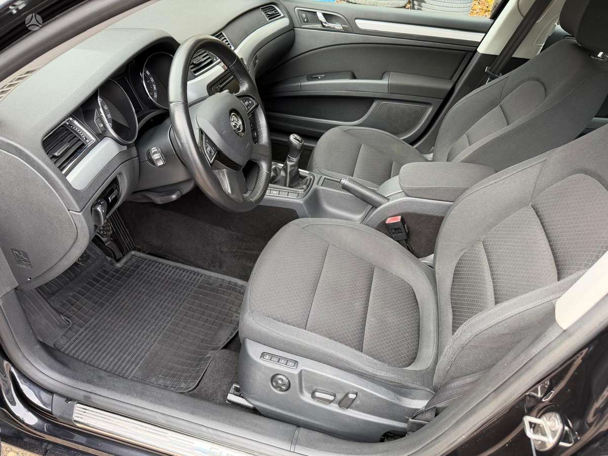 Skoda Superb, 1.6 l., Универсал