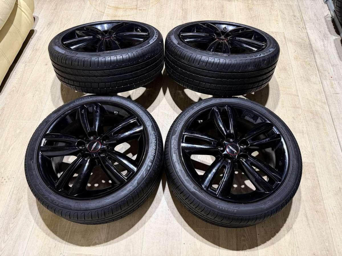MINI Cooper su vas. padangomis, light alloy, R17