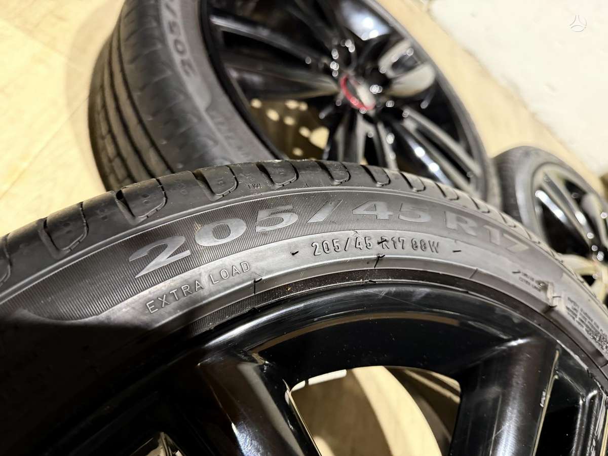 MINI Cooper su vas. padangomis, light alloy, R17