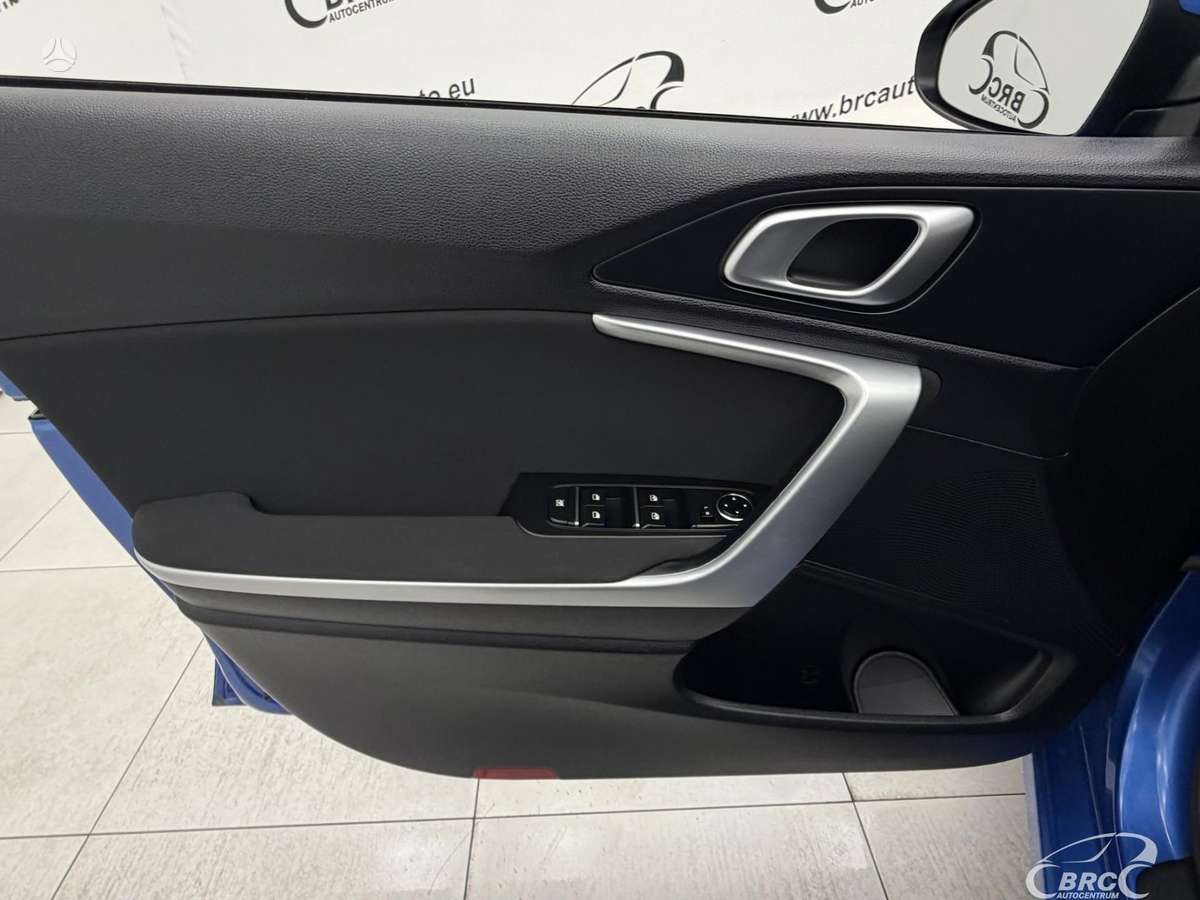 Kia Ceed, 1.5 l., Хэтчбек