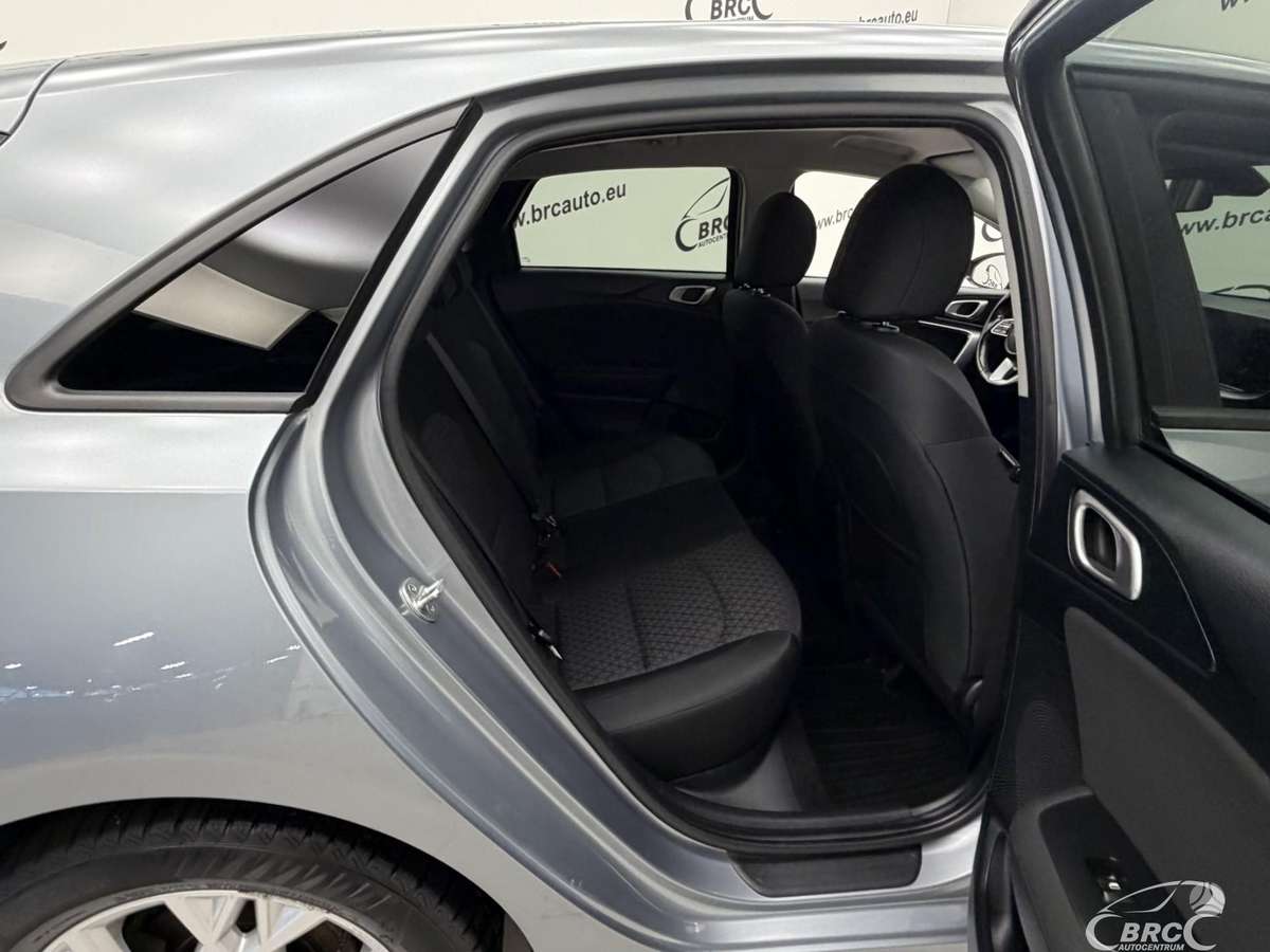 Kia Ceed, 1.5 l., Хэтчбек