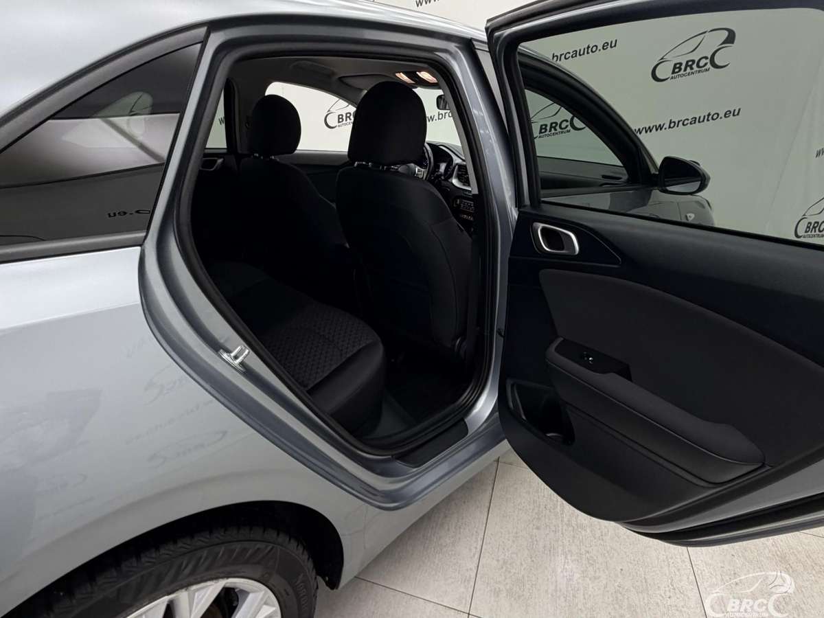 Kia Ceed, 1.5 l., Хэтчбек