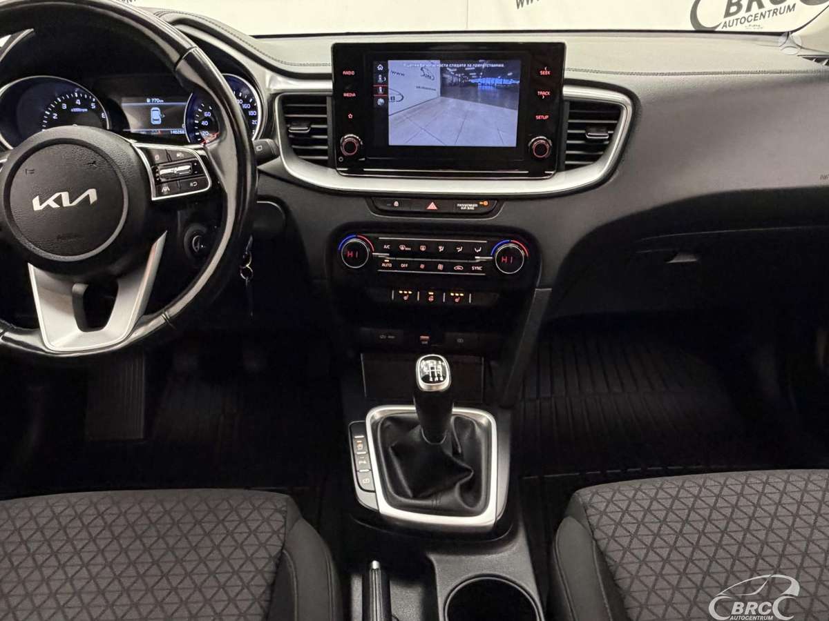 Kia Ceed, 1.5 l., Хэтчбек