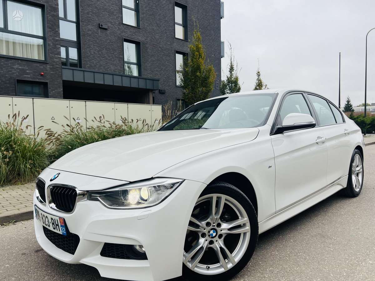BMW 320