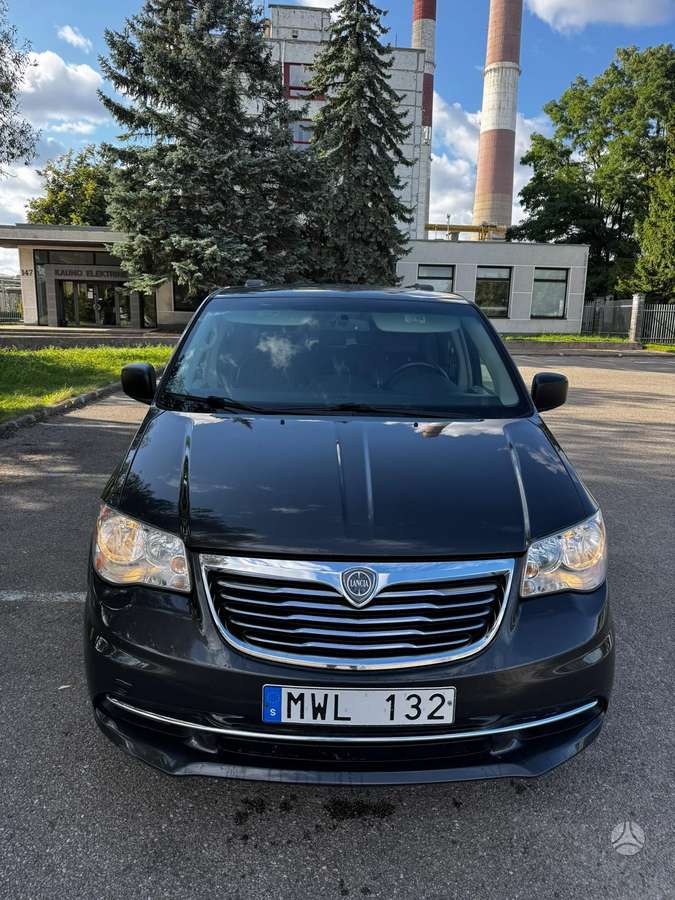 Lancia Voyager