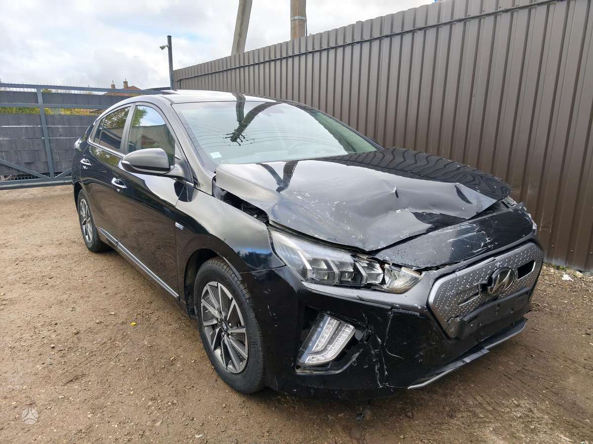 Hyundai IONIQ