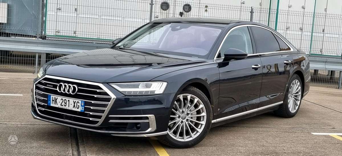 Audi A8