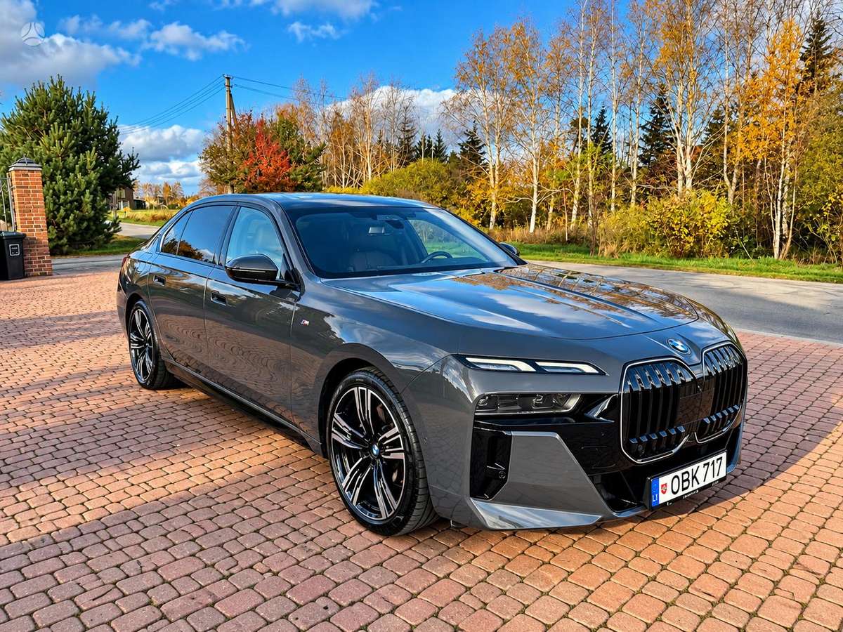 BMW 740