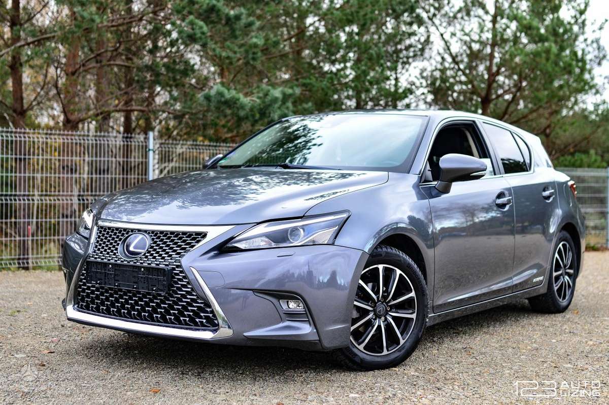 Lexus CT 200h