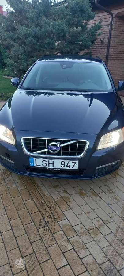 Volvo V70