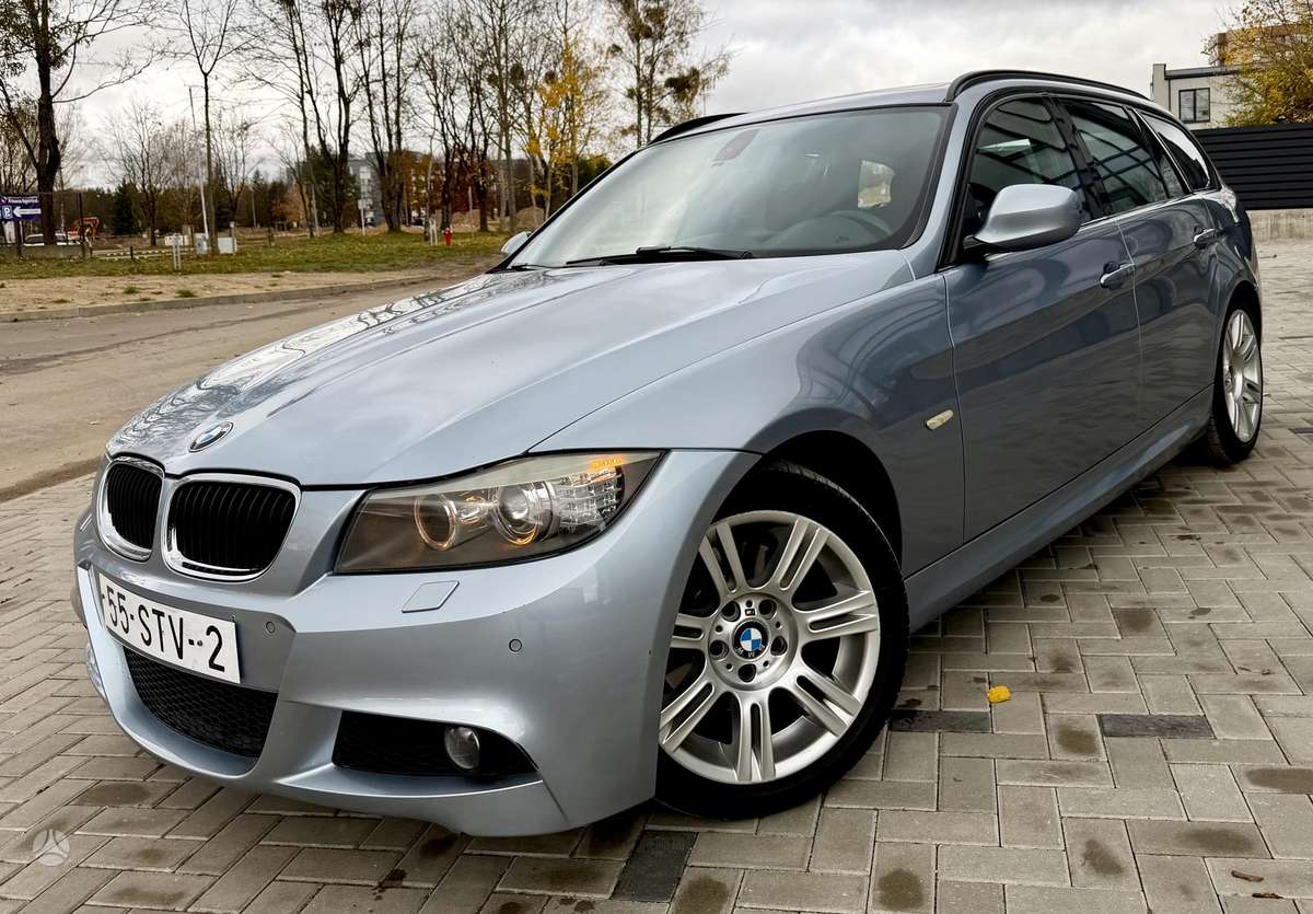BMW 320