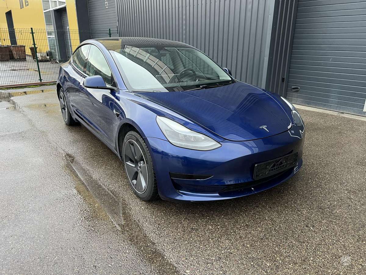Tesla Model 3, 60 kWh, hatchback