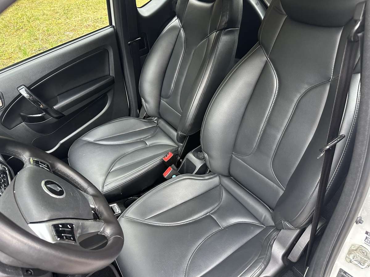 Zhidou D2S, hatchback