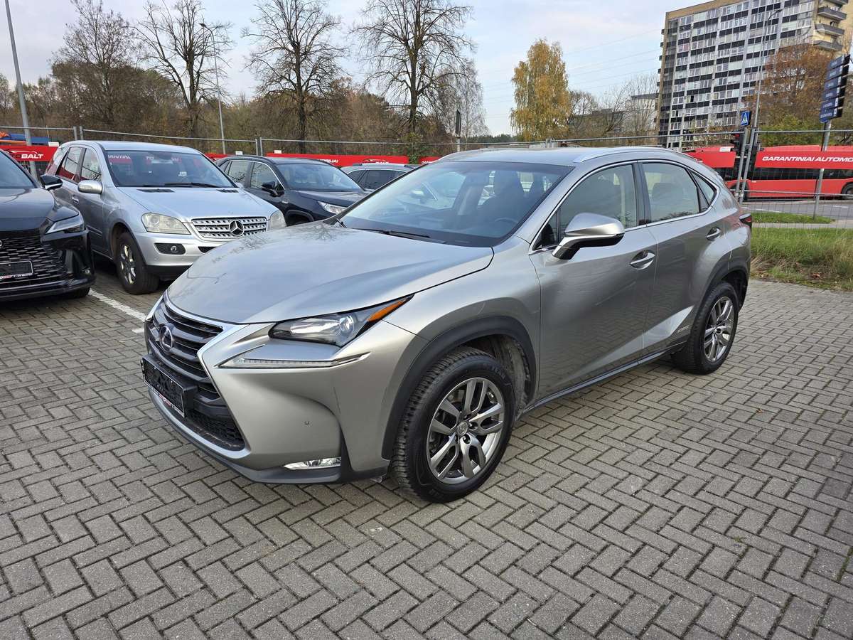 Lexus NX 300h