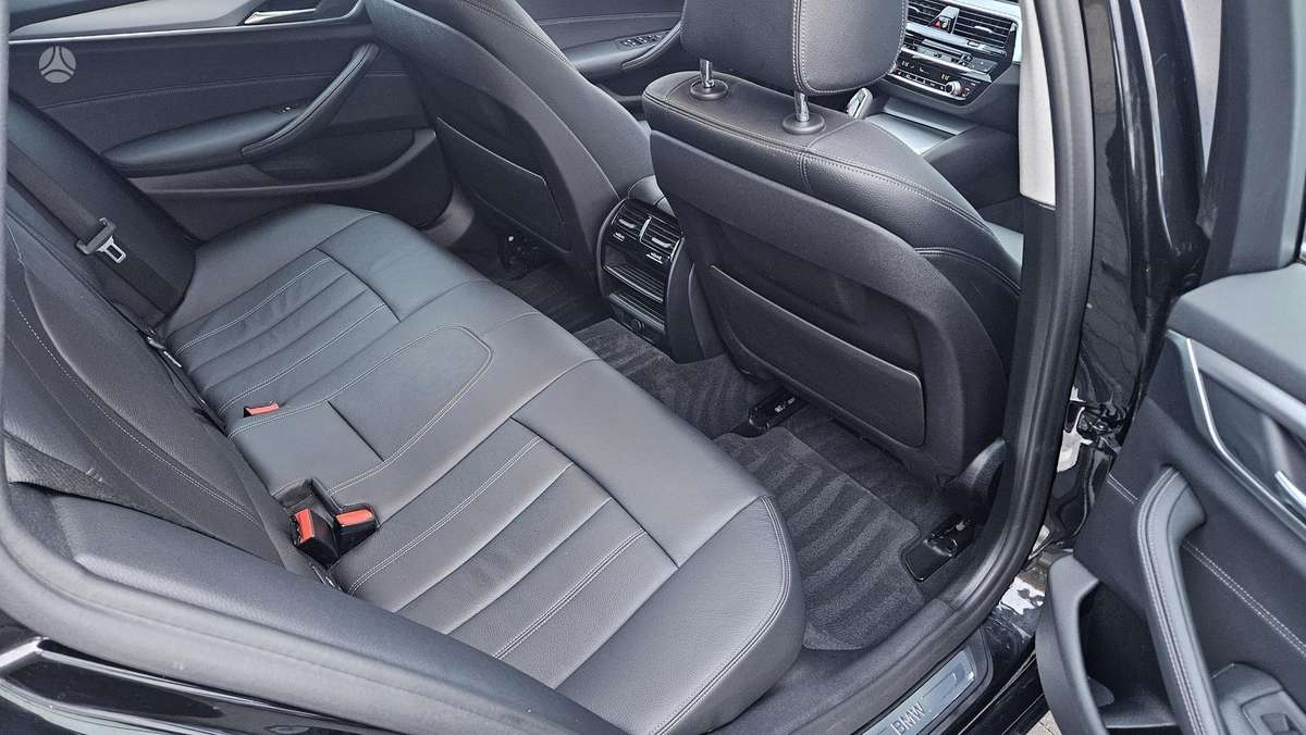 BMW 520, 2.0 l., Универсал