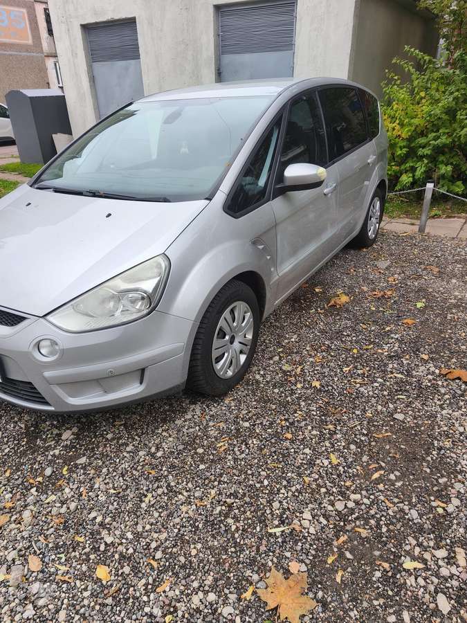 Ford S-MAX