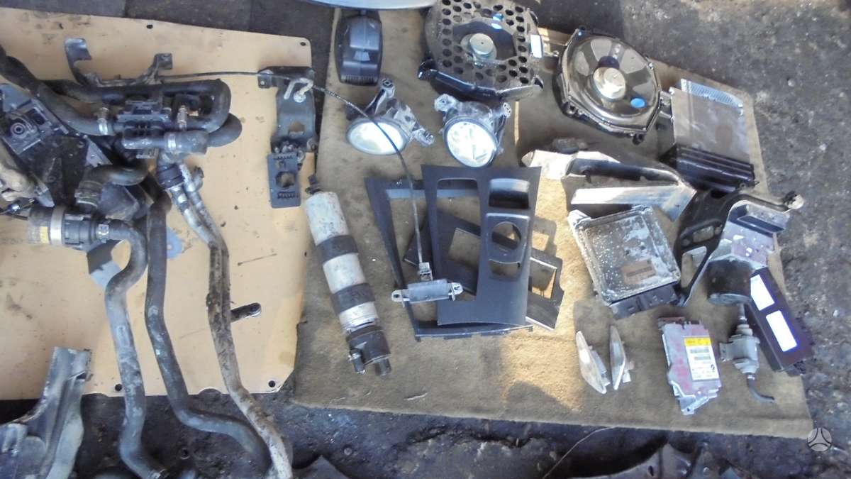 BMW X5 Gal dangtis 4 duris
