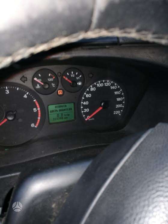 Ford Transit 2.2, preču