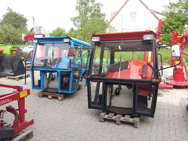 MTZ Kabina MTZ80/82 - mėlyna/raudo