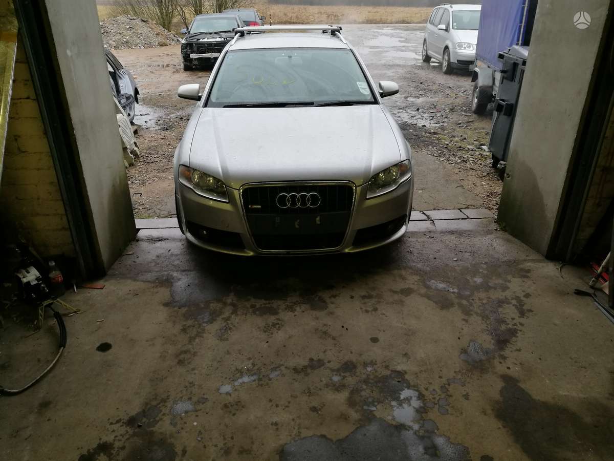 Audi A4 Sline apdaila naujai ardoma