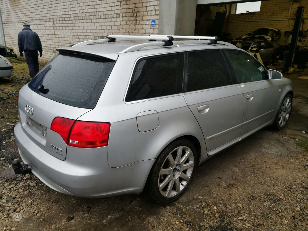Audi A4 Sline apdaila naujai ardoma