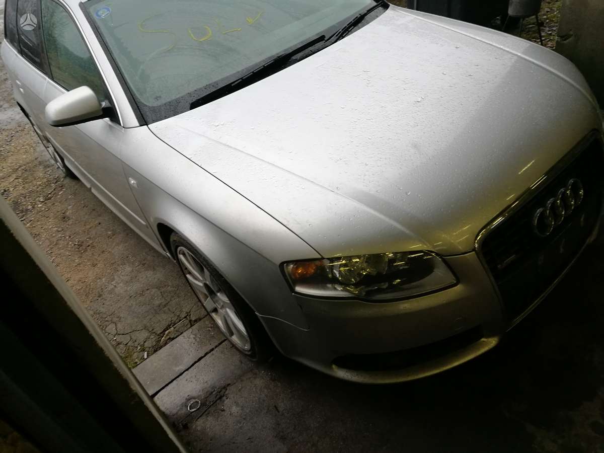 Audi A4 Sline apdaila naujai ardoma