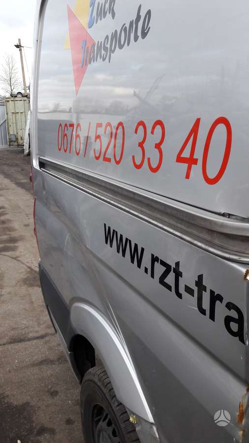 Volkswagen Crafter, preču