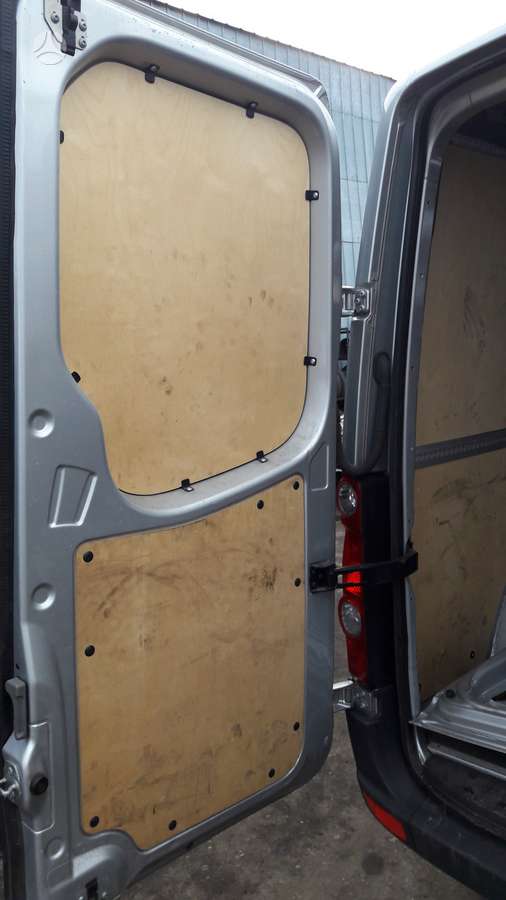 Volkswagen Crafter, preču