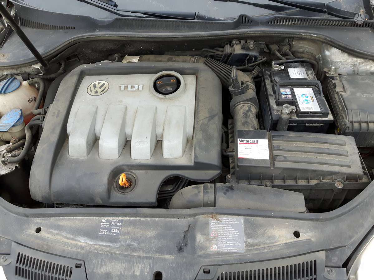 Volkswagen Golf по частям