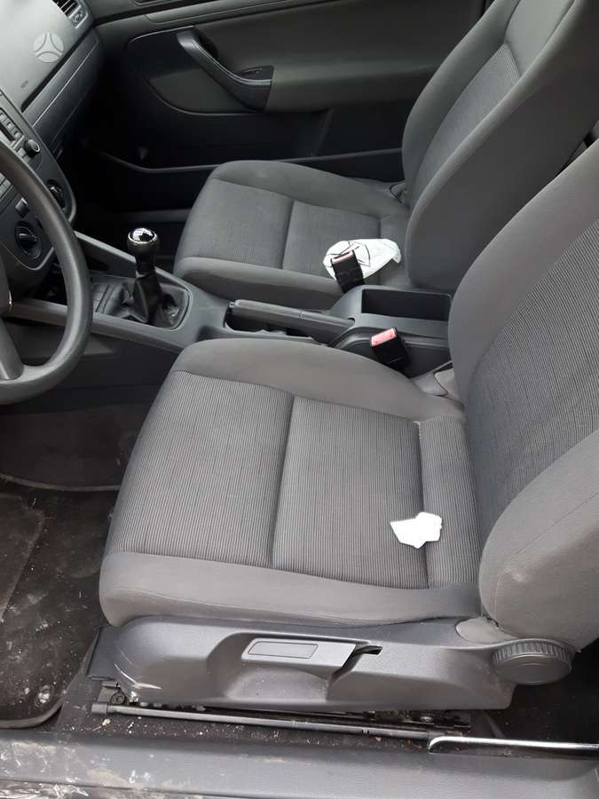 Volkswagen Golf по частям