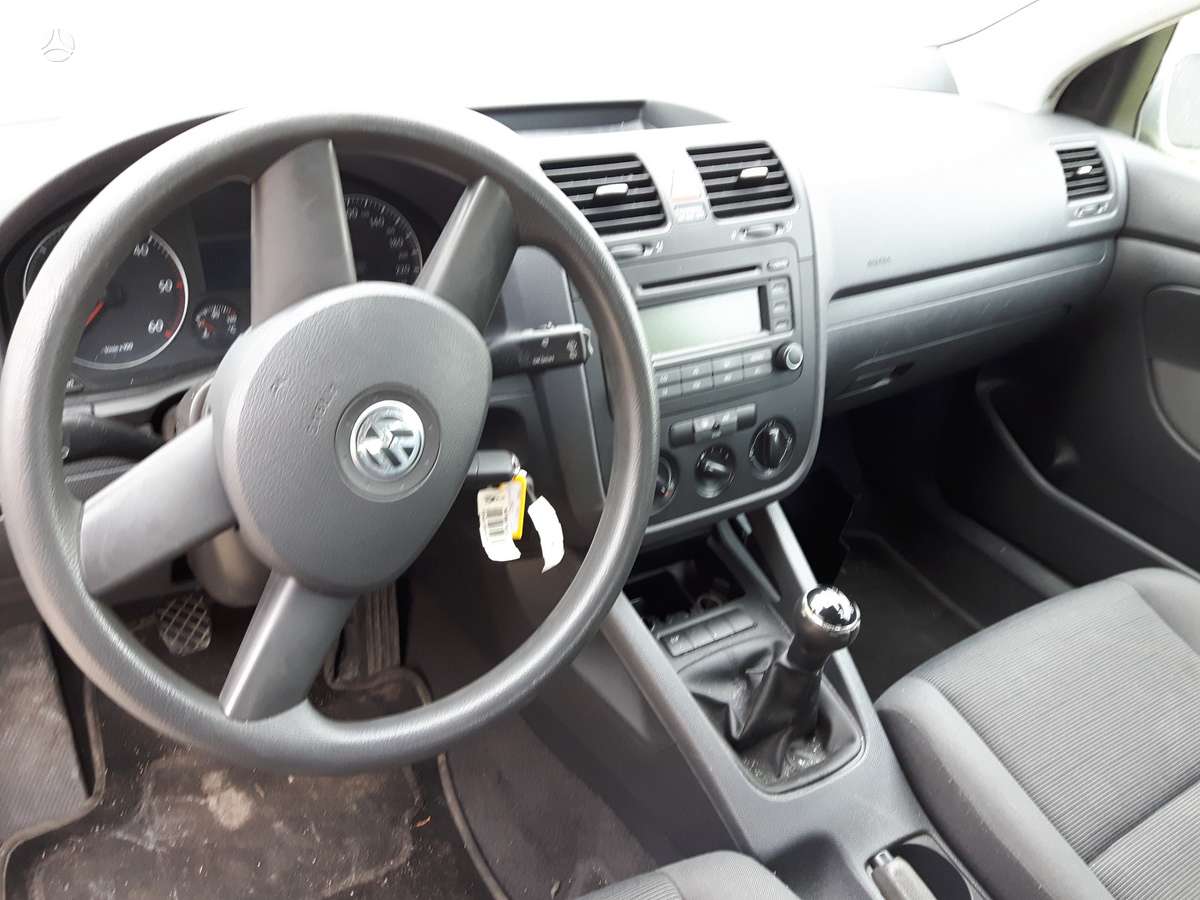 Volkswagen Golf по частям