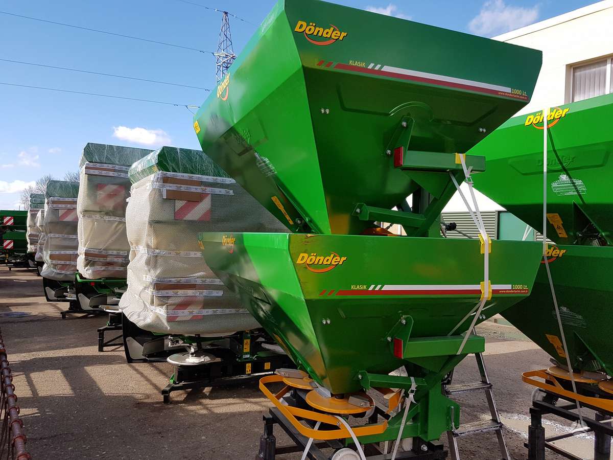 Donder CGSA 1200, spreaders