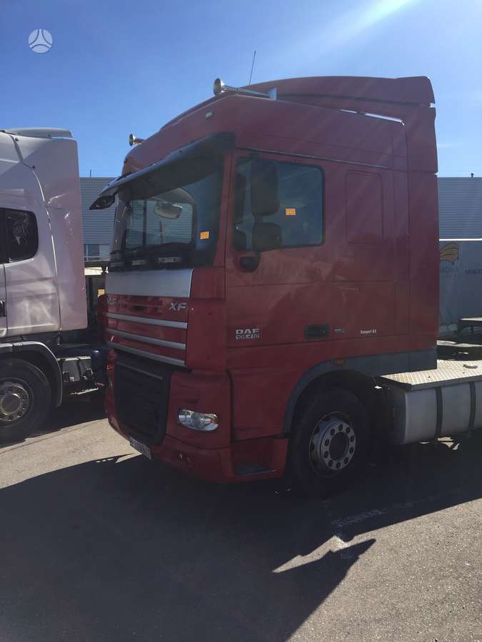 DAF 105XF410, vilkikai