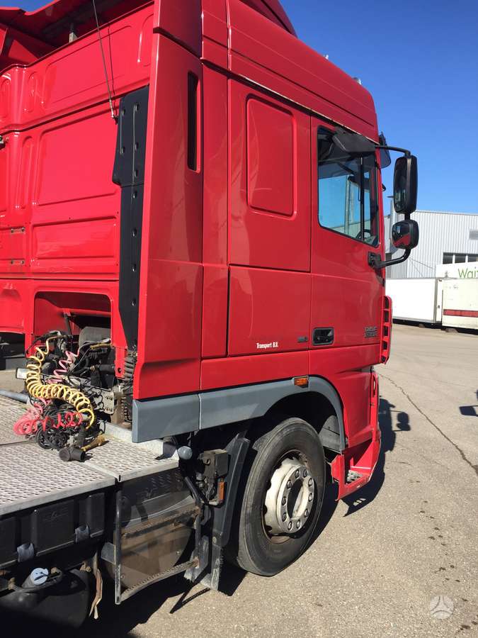 DAF 105XF410, vilkikai