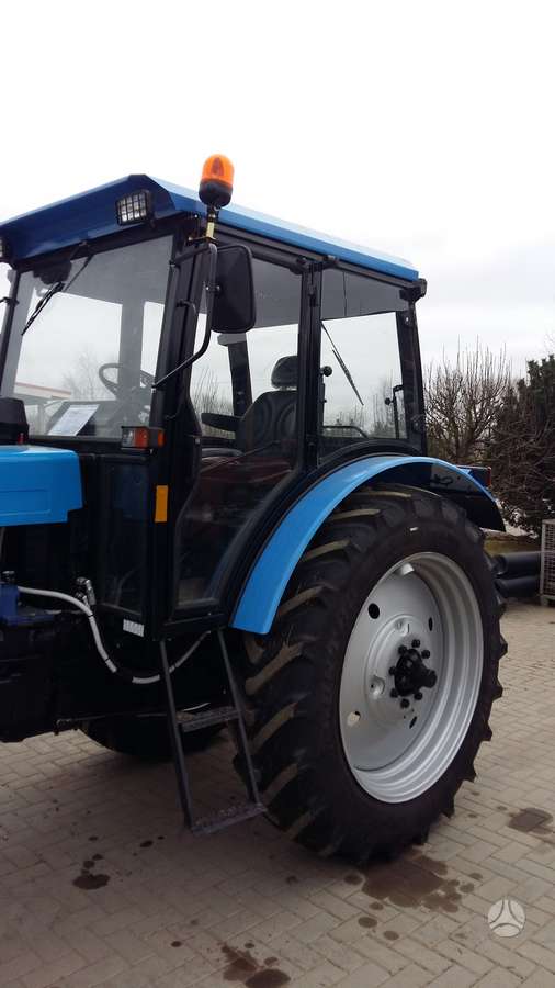 MTZ Kabina MTZ80/82 - mėlyna/raudo