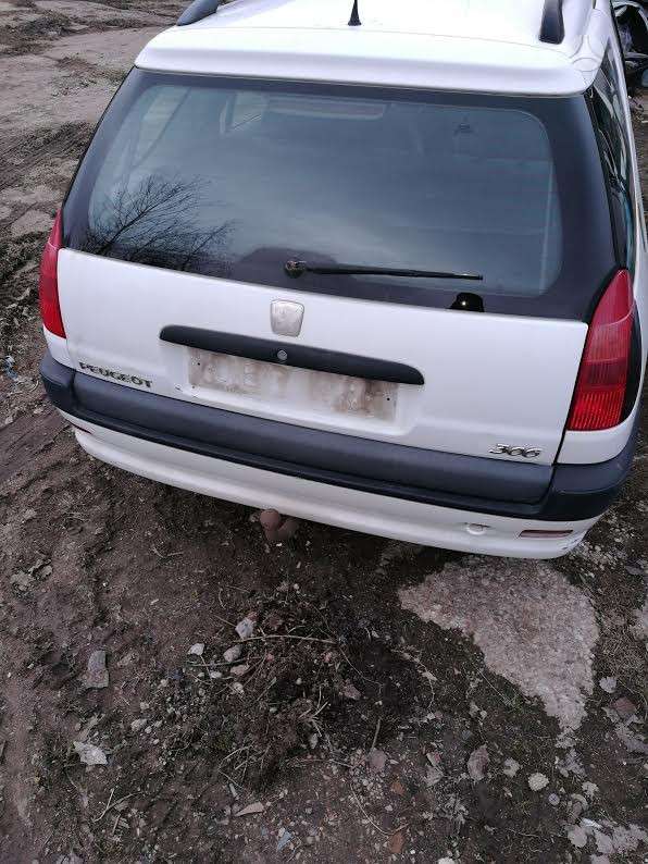 Peugeot 306