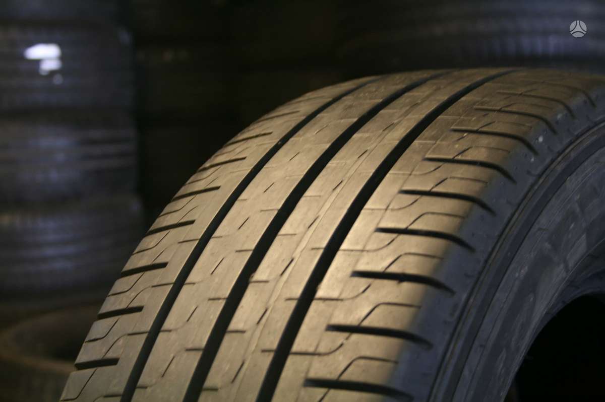 Pirelli Carier, summer 235/65 R16