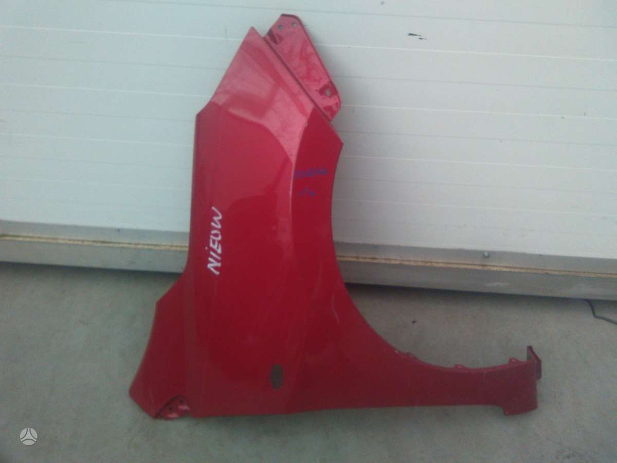 Suzuki Celerio body parts