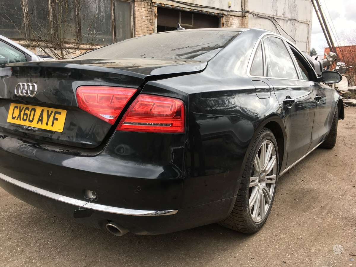 Audi A8 rezerves daļās