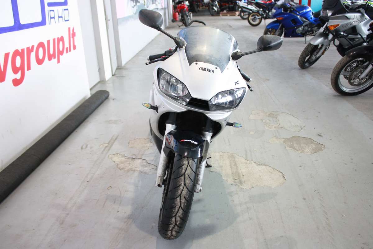 Yamaha R6, superbikes