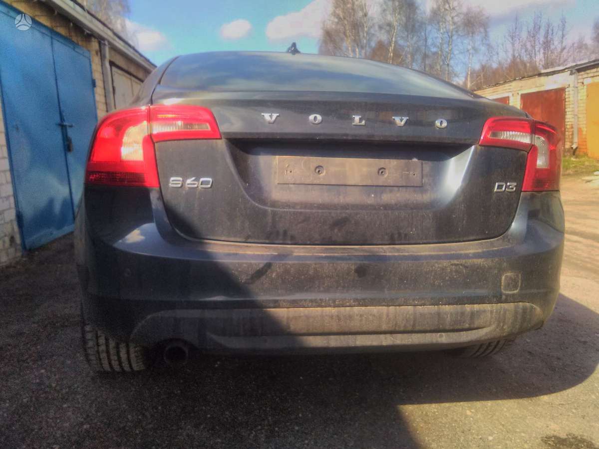 Volvo S60