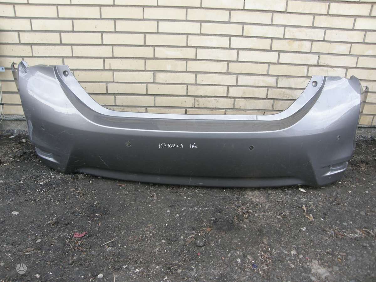 Toyota Corolla priekinis ir galinis buferis