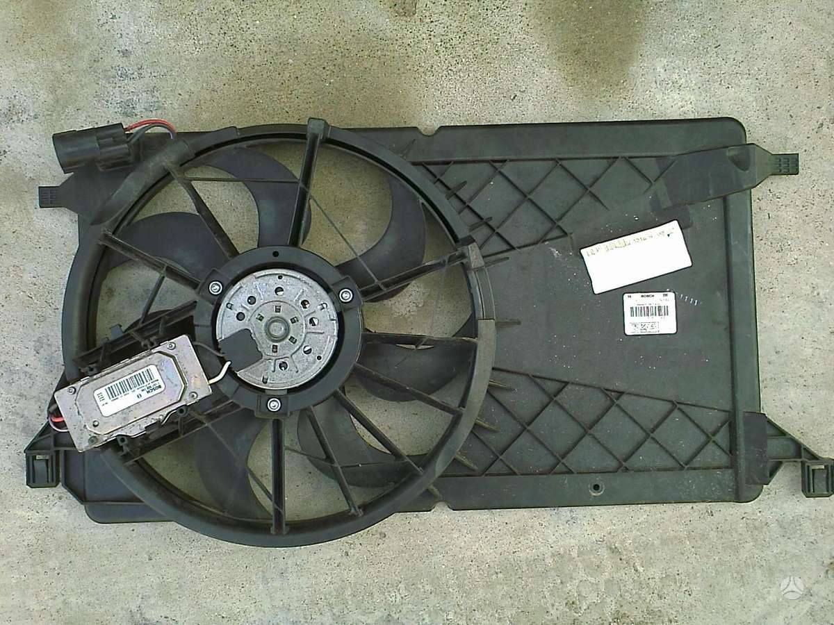 Ford C-MAX, 7M51, sparnai