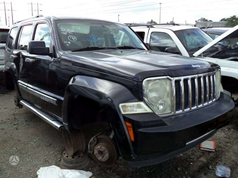 Jeep Liberty kėbulo dalys