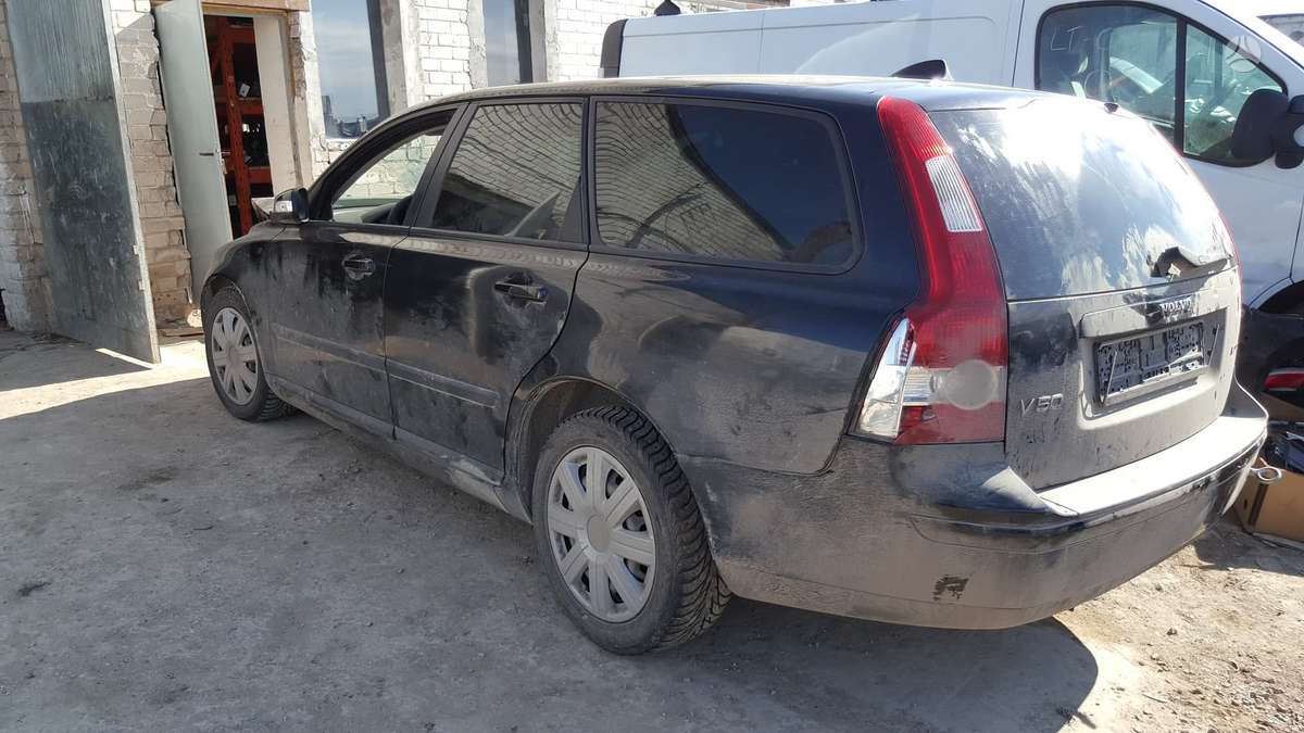 Volvo V50