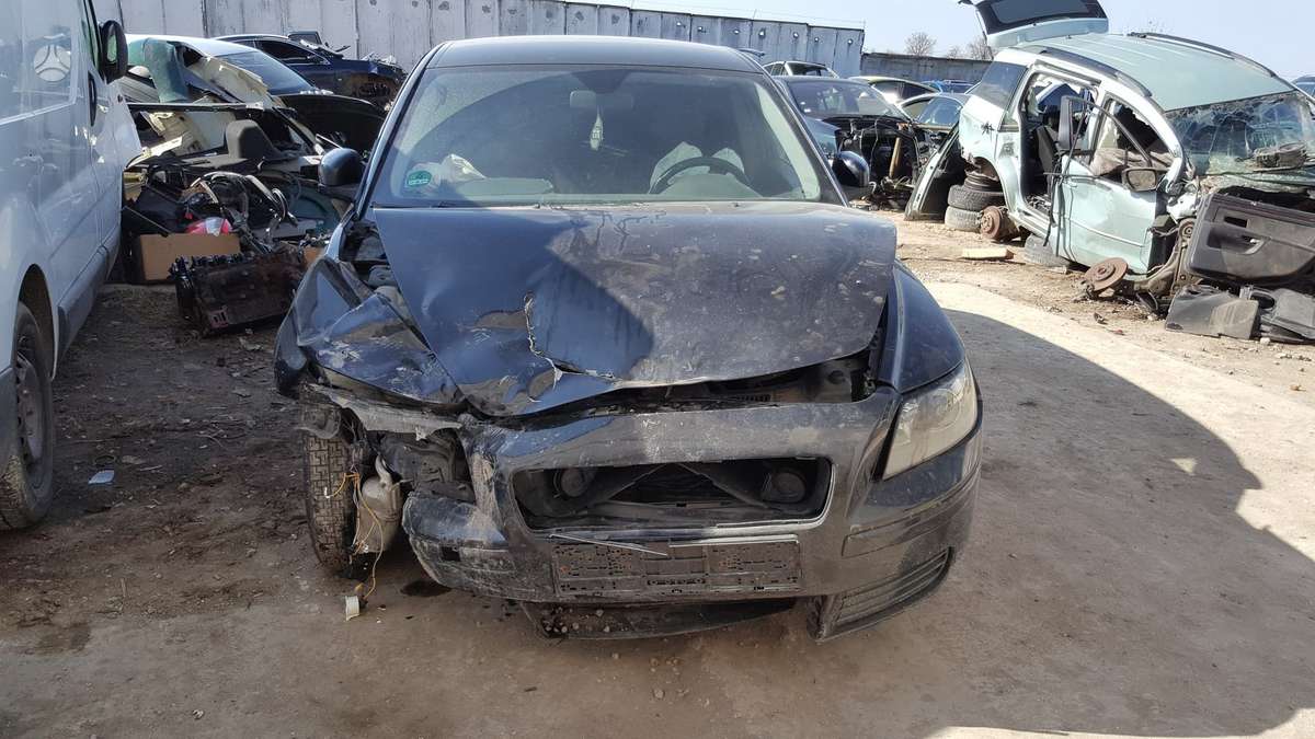 Volvo V50