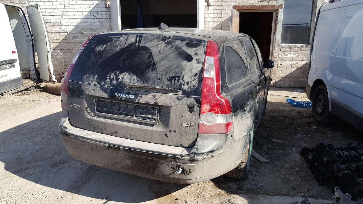 Volvo V50