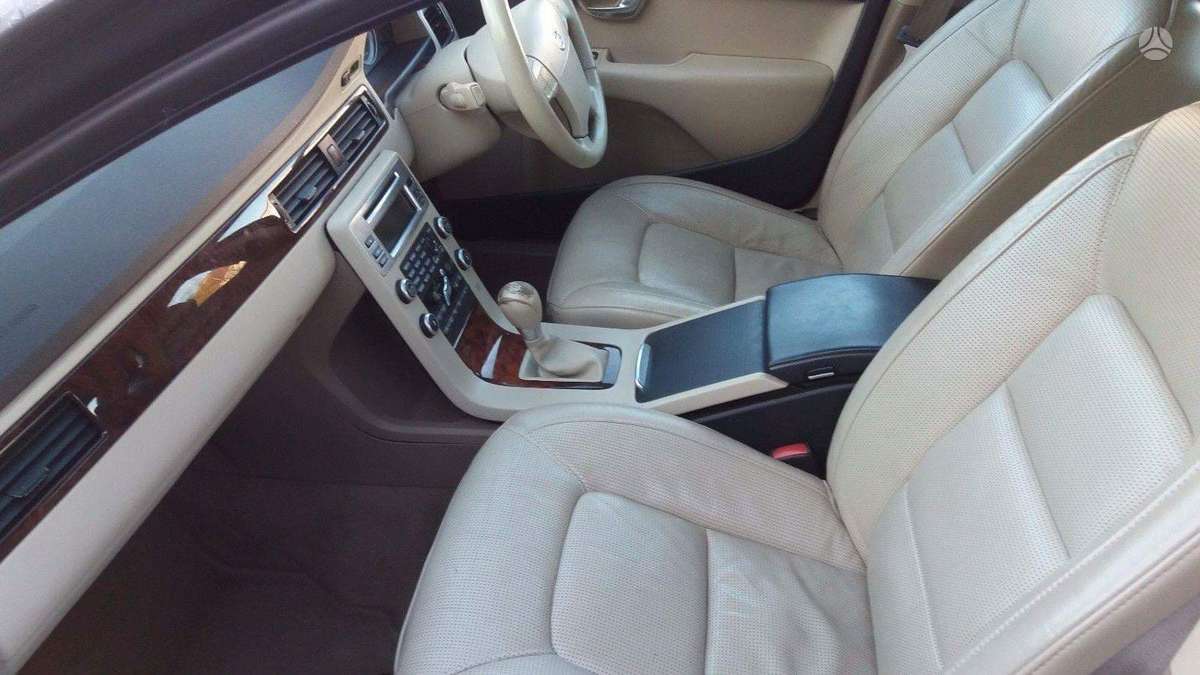 Volvo S80