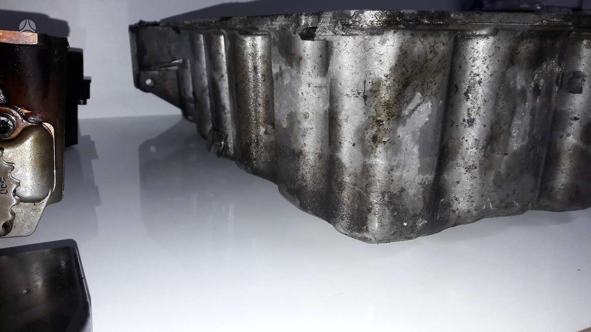 Volkswagen Golf, AXW, variklio detalės