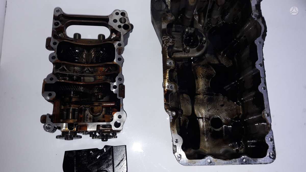 Volkswagen Golf, AXW, variklio detalės